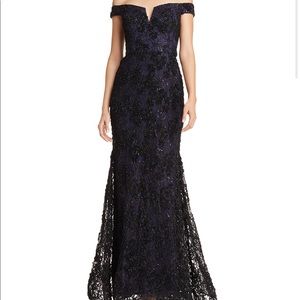 Off the shoulder embellish lace navy blue gown